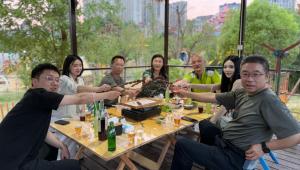 25年5月財(cái)務(wù)部星河露營餐廳團(tuán)建